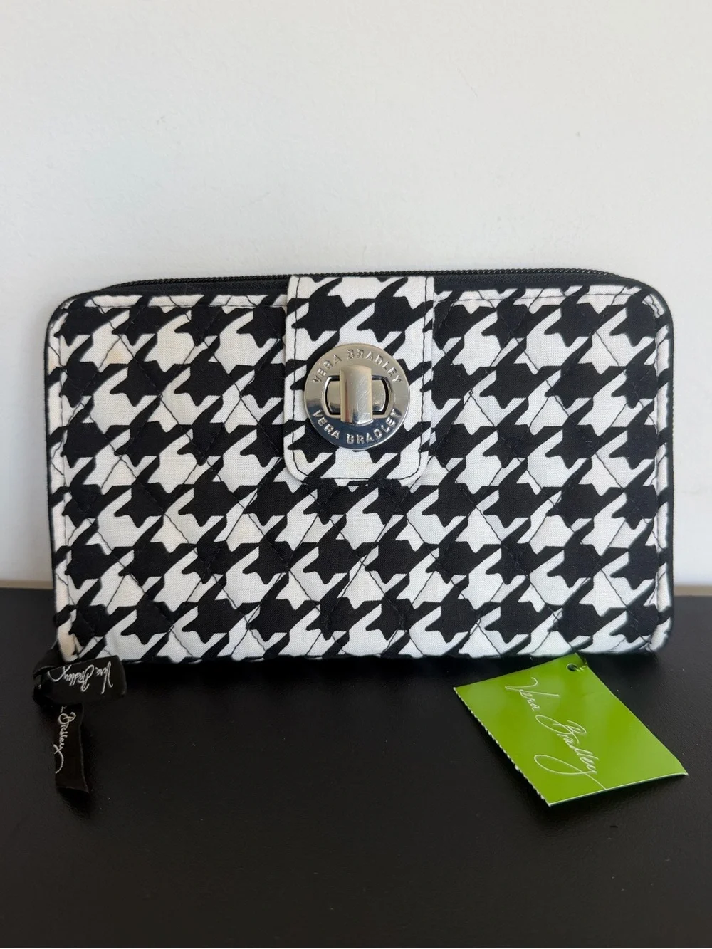 Vera Bradley Houndstooth Turnlock Zip Around Wallet NWT Black White